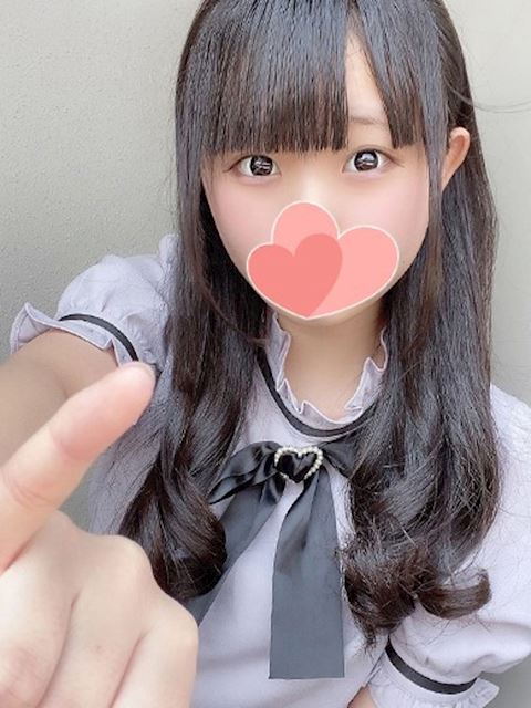 栄のデリヘル「流れでなんでも許しちゃう素人女子」かほ(18)のプロフィール写真