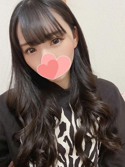 栄のデリヘル「流れでなんでも許しちゃう素人女子」なおみ(18)のプロフィール写真