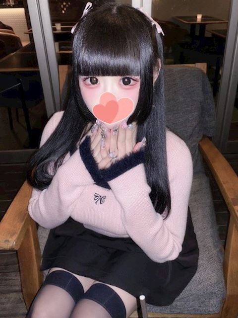 栄のデリヘル「流れでなんでも許しちゃう素人女子」ひなた(19)のプロフィール写真