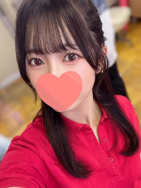 栄のデリヘル「流れでなんでも許しちゃう素人女子」えま(22)のプロフィール写真