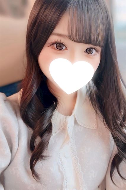 松阪のデリヘル「L・I・N・K Smile Delivery Entertainment」いおり(20)のプロフィール写真
