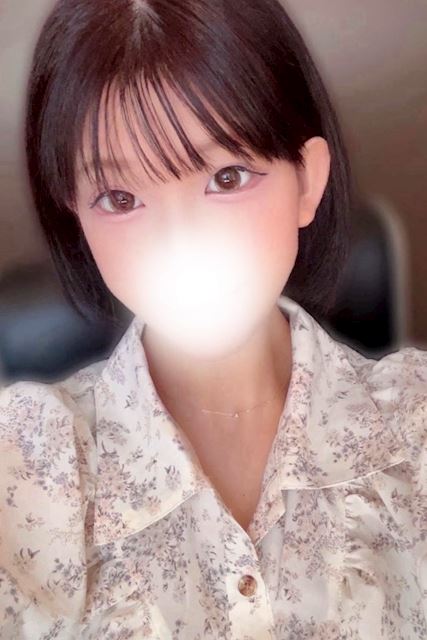 松阪のデリヘル「MODE」あんず(21)のプロフィール写真