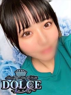ゆかり　長身キス好き美女