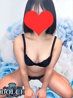 つきな　19歳の未経験美少女