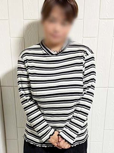 富士・沼津の人妻・熟女デリヘル「熟女の風俗最終章 沼津店」もも(38)のプロフィール写真
