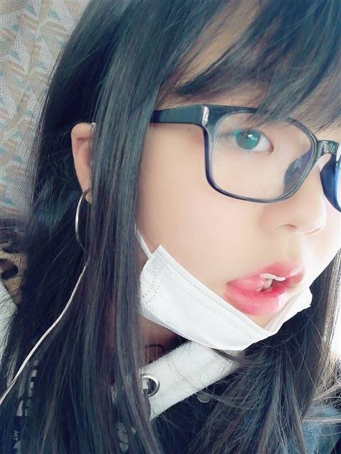 新栄・東新町のデリヘル「巨乳&貧乳&美乳　Honey&Spice」さら(19)のプロフィール写真