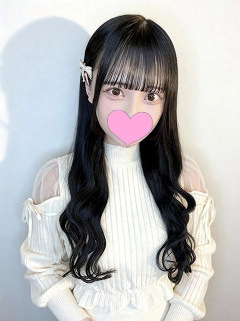 栄のデリヘル「えっちなカノジョと濃厚KISS」はるひ(19)のプロフィール写真