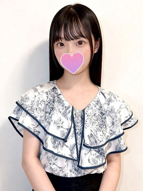名古屋駅のデリヘル「ガチ恋確定いちゃいちゃ素人」ここな(19)のプロフィール写真