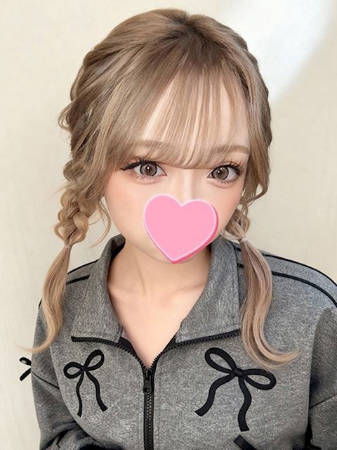 栄のデリヘル「素人がエッチじゃダメですか？」みさと(20)のプロフィール写真