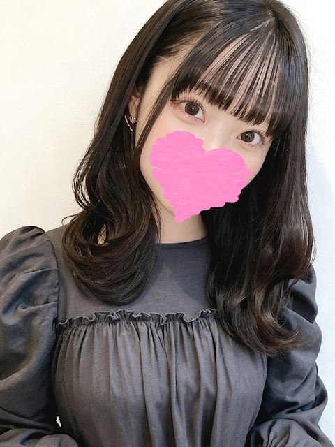 名古屋駅のデリヘル「はちゃめちゃVIP」ここな(19)のプロフィール写真