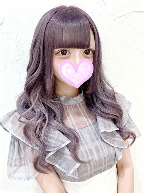 一宮のデリヘル「ミルクティー」ひかり(18)のプロフィール写真